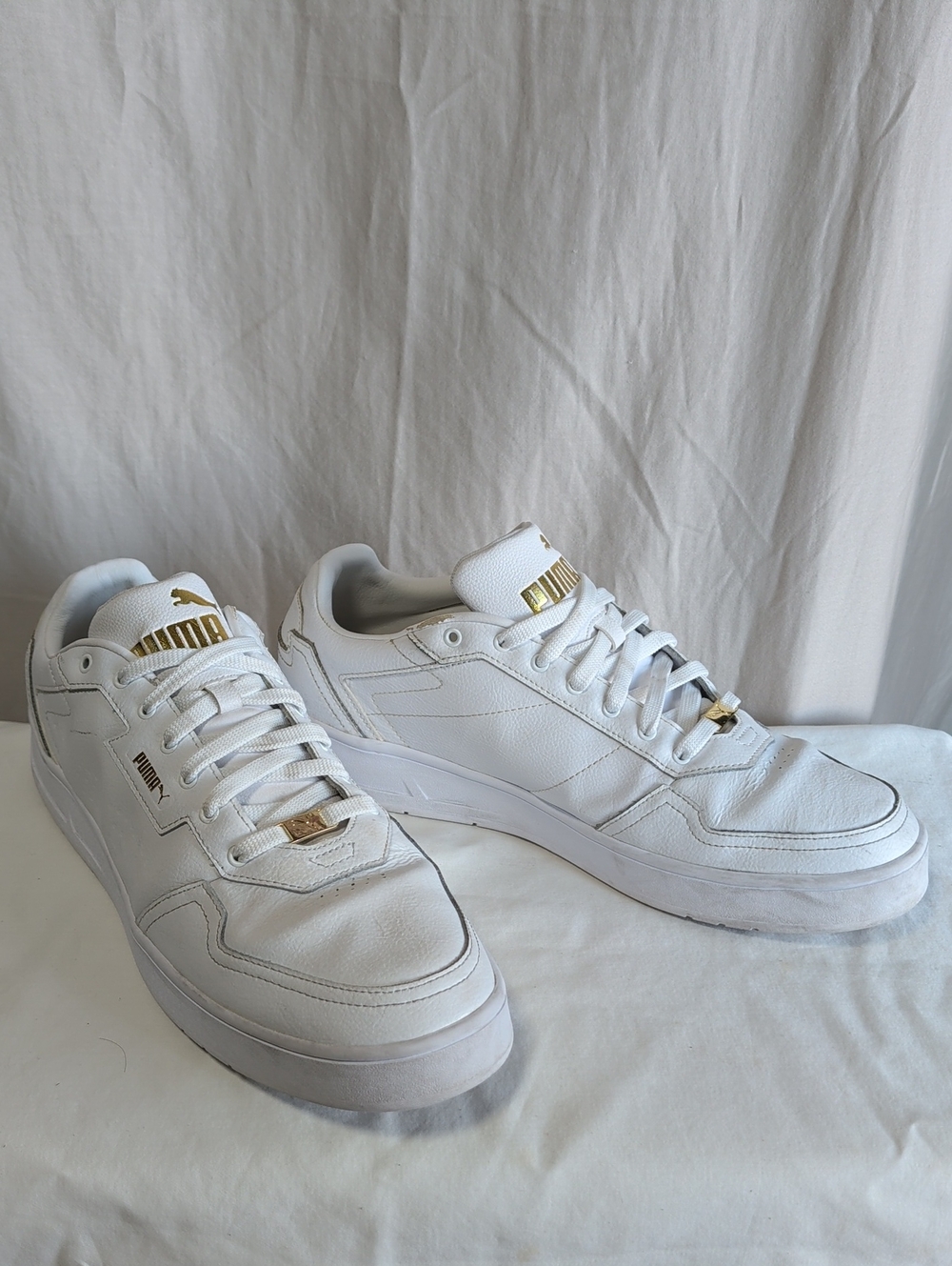 Puma Men’s Court Classic Lux White Sneakers with Gold Accents Sz 12